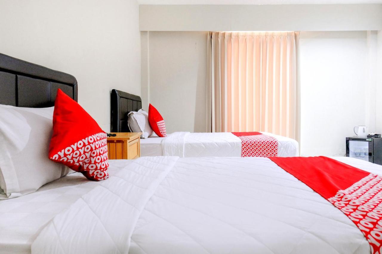 Capital O 892 Grand Pujon View Hotel And Resort Batu  Buitenkant foto