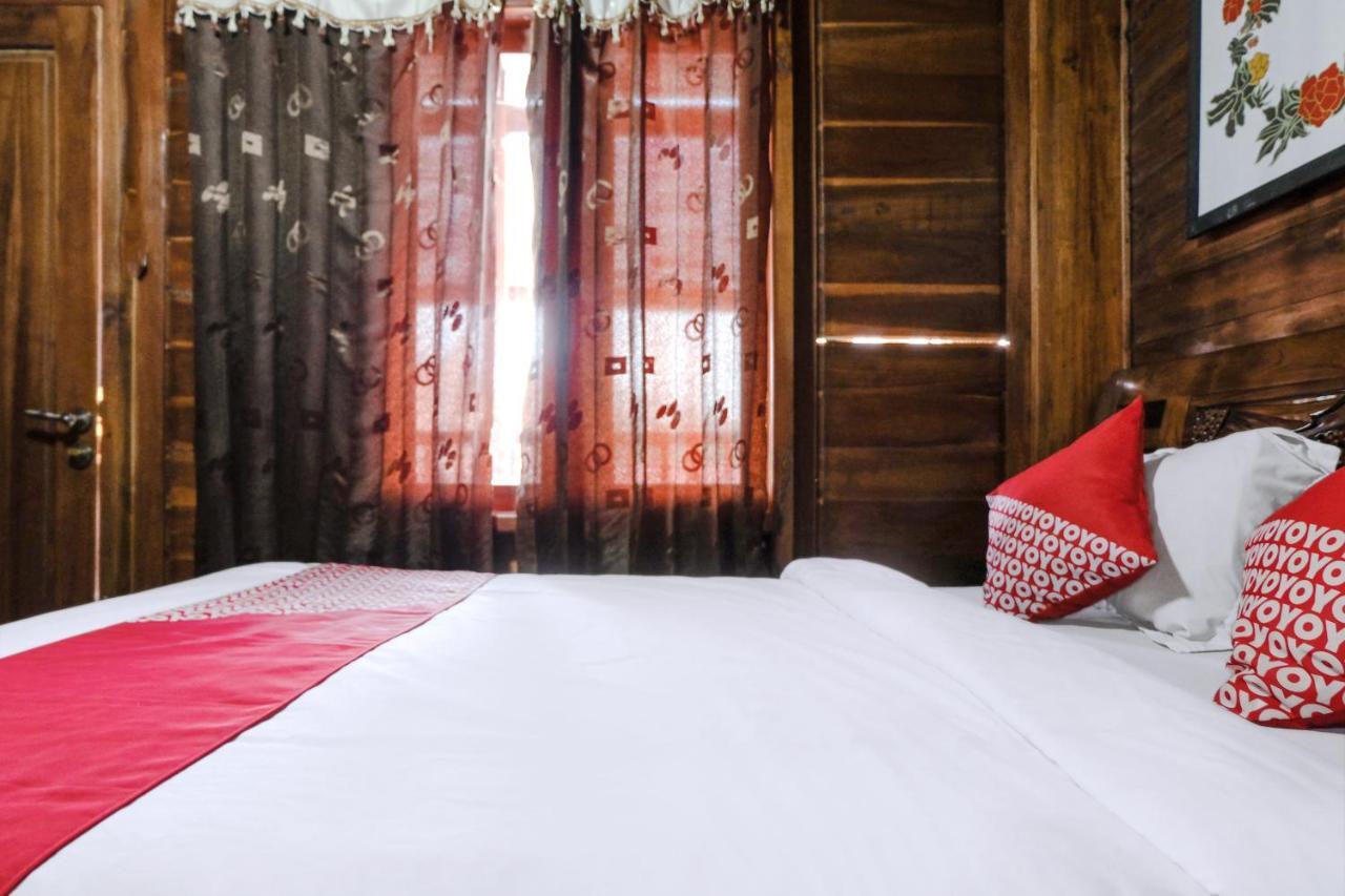 Capital O 892 Grand Pujon View Hotel And Resort Batu  Buitenkant foto