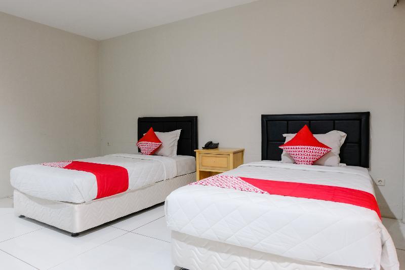 Capital O 892 Grand Pujon View Hotel And Resort Batu  Buitenkant foto