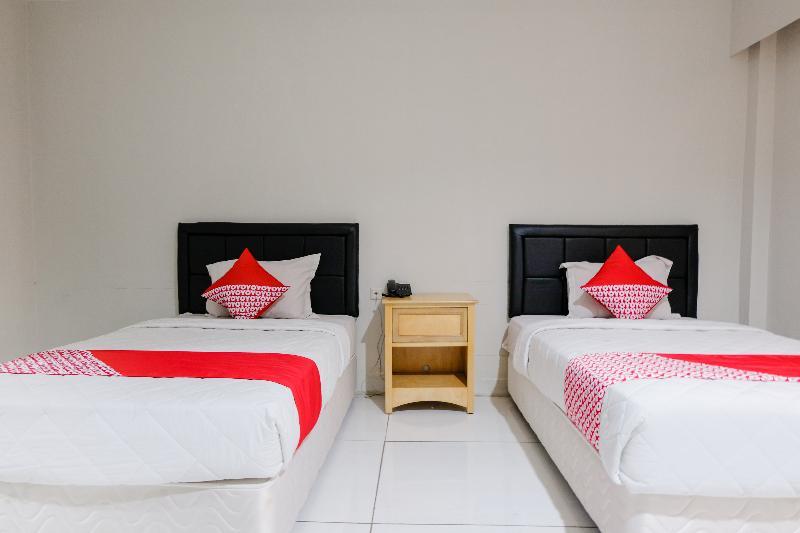 Capital O 892 Grand Pujon View Hotel And Resort Batu  Buitenkant foto